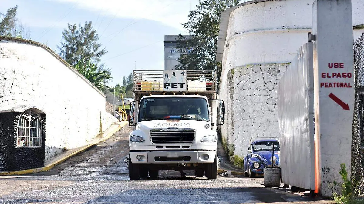 Ofrecen empleo temporal para Limpia Pública e Imagen Urbana en Xalapa